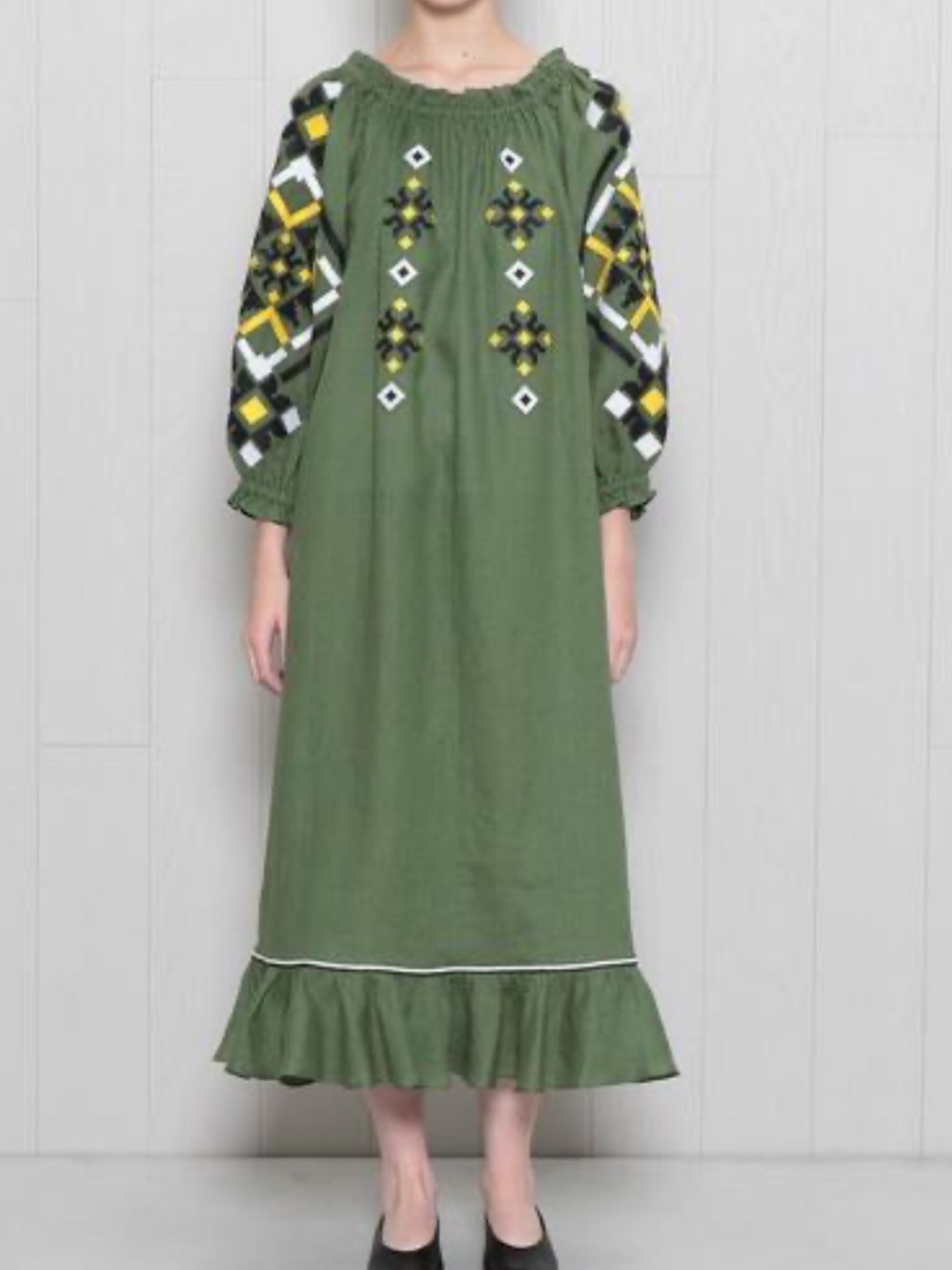 My sleeping gypsy embroidered midi dress boho size L